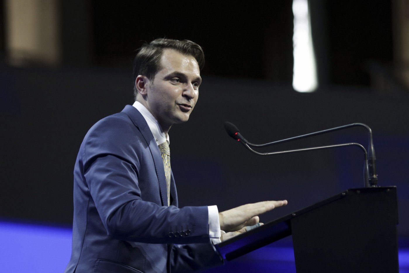 Burduja, avertisment pentru angajații la stat: Avem criză de muncă în sectorul privat