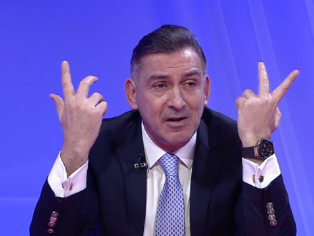 Ilie Dumitrescu: ”FCSB are nevoie de Dani Alves și Jordi Alba în zilele bune”. Jucătorii din Liga 1 ”propuși” la vicecampioană