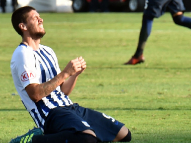 S-a înțeles cu noua formație, dar transferul a picat în ultima clipă! Acum își caută echipă pe internet: ”Sunt liber”