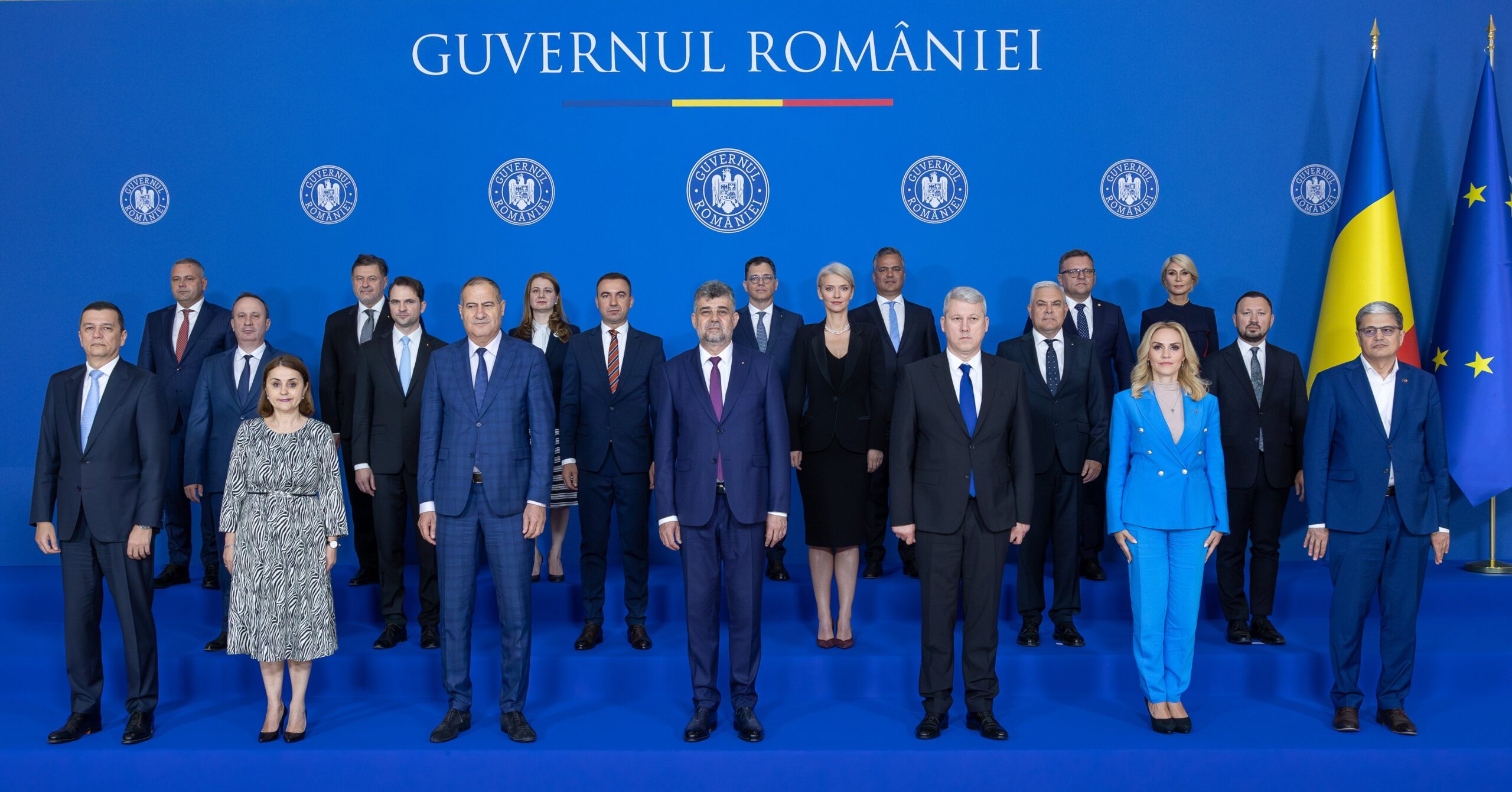 Vizibilitate miniștrilor în ultima lună. Liberalii, mai prezenți în media, PSD-iștii domină podiumul