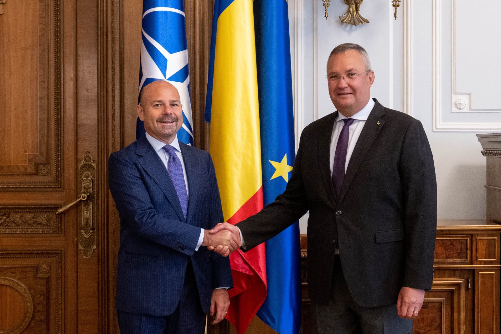 Ciucă, întâlnire cu ambasadorul Italiei la București. Întărirea colaborării judiciare, printre subiecte