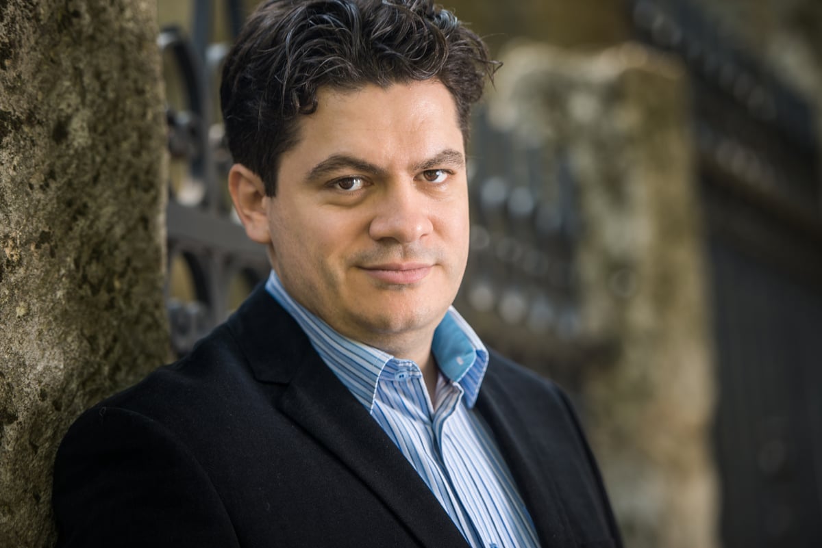 „Avem Muzică Rusă în Program. Nu-l Voi Pedepsi Pe Ceaikovski Pentru Deciziile Lui Putin”. Interviu Cu Dirijorul Cristian Măcelaru, Directorul Artistic Al Festivalului George Enescu 
