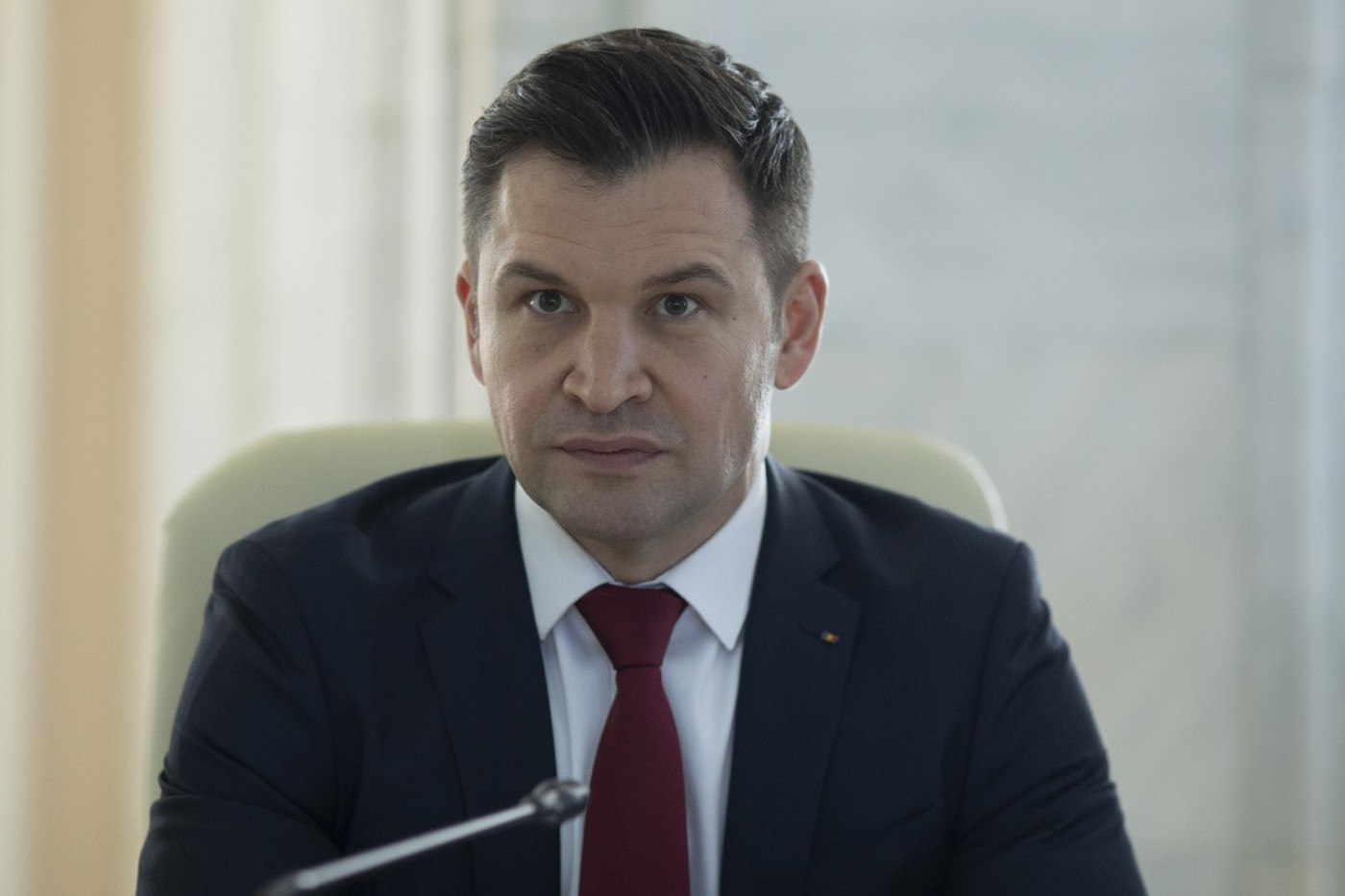 Stroe: „Salut reacția protestatarilor care nu au vrut să se asocieze cu politicieni toxici”