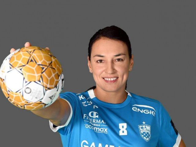 Cristina Neagu a semnat! Prima reacție