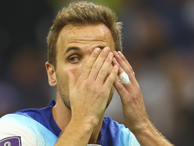 O legendă a fotbalului a răbufnit: „De fiecare dată când văd că Harry Kane a mai înscris un hattrick, vomit!”