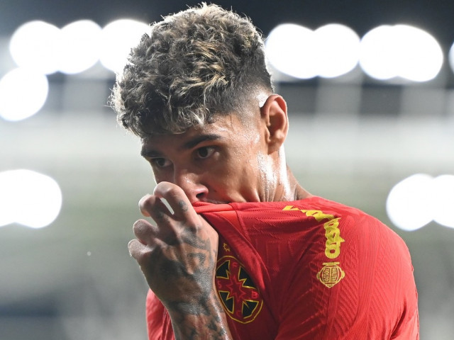 Florinel Coman ar fi cerut ca un coleg de la FCSB să fie scos de pe teren