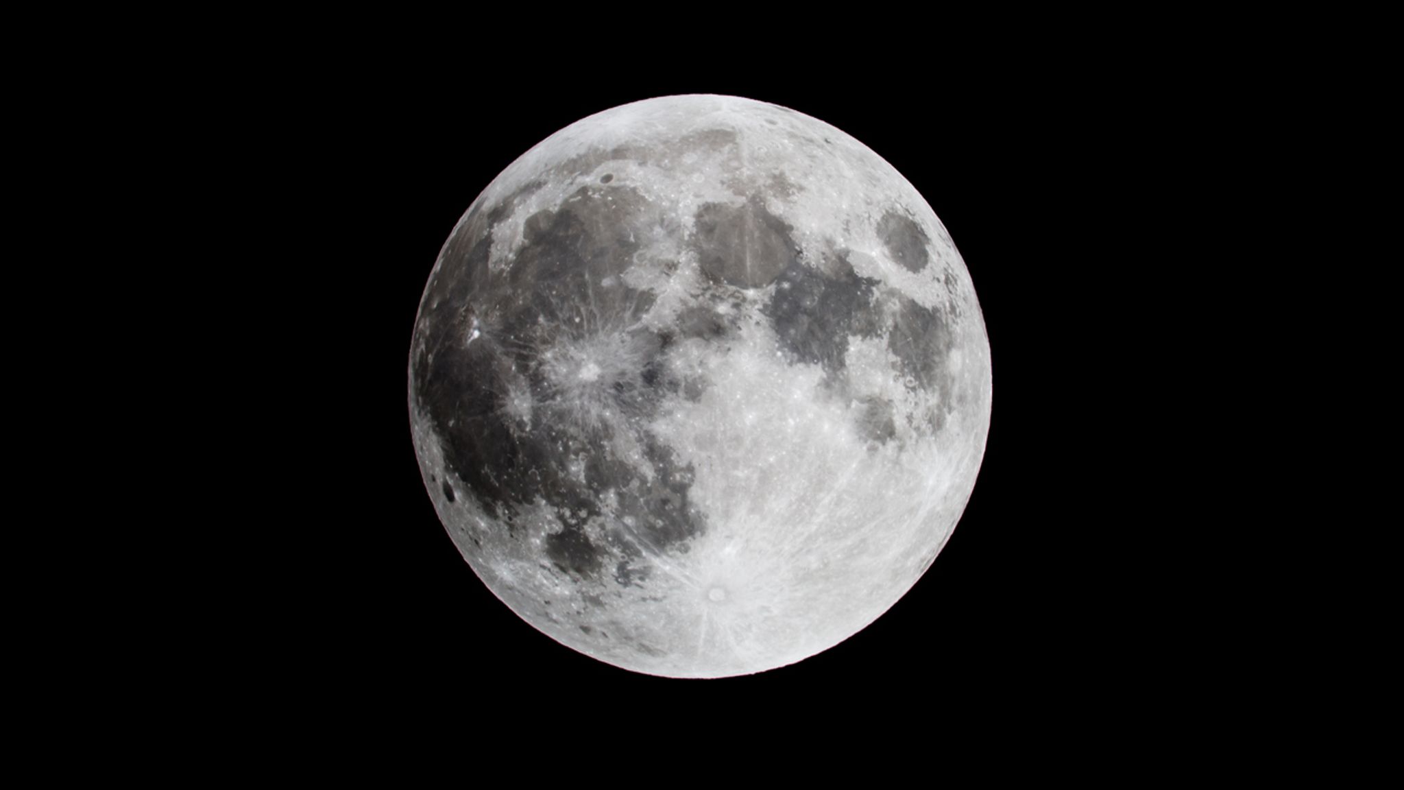 Cercetătorii spun că Luna se află într-o nouă epocă, „Antropocenul Lunar”. Cum au schimbat oamenii suprafața satelitului