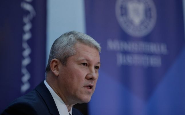 Predoiu: Bugetul MAI pentru investiţii este de trei ori mai mare decât anul trecut / Ce înseamnă banii pentru Schengen