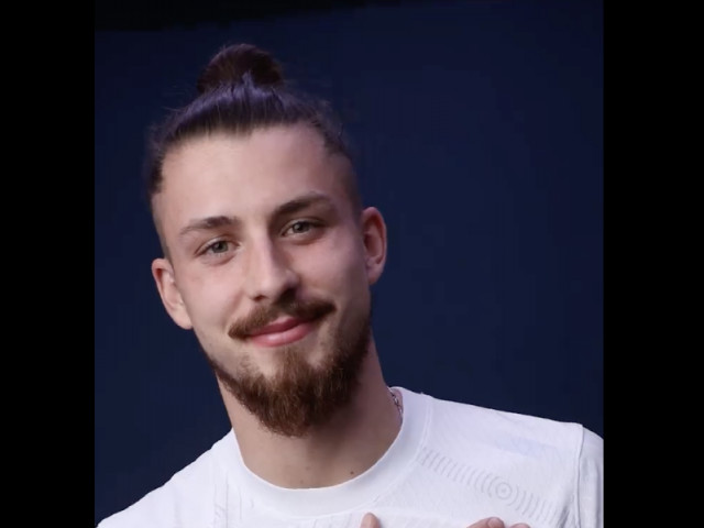 S-a aflat! Salariul neverosimil refuzat de Radu Drăgușin de la Bayern pentru a semna cu Tottenham
