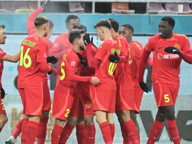 FCSB a făcut spectacol, dar un jucător important a fost ”inexistent” pe teren: ”Nu va mai rămâne”