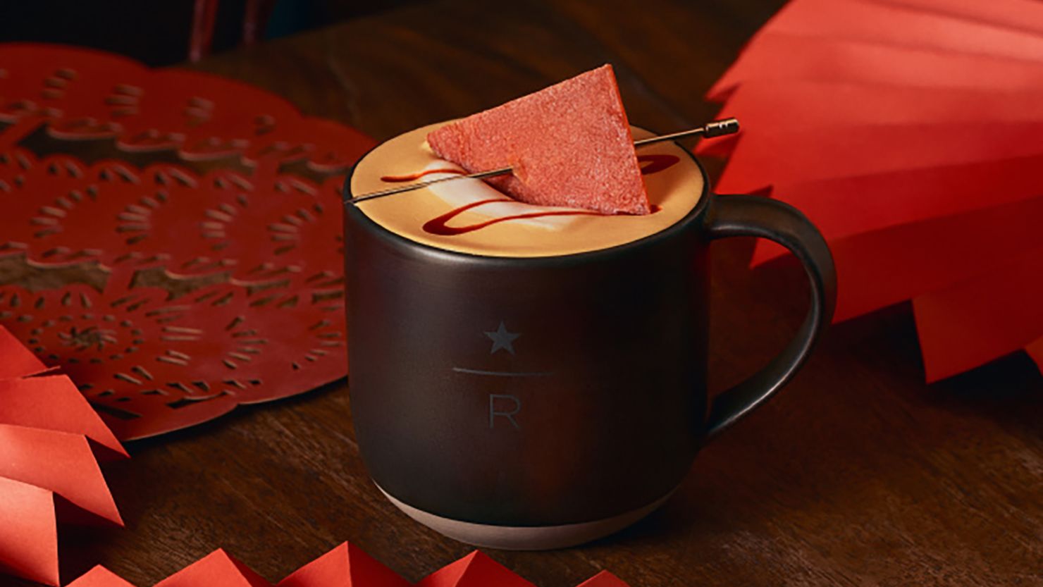 Starbucks lansează cafeaua cu aromă de porc
