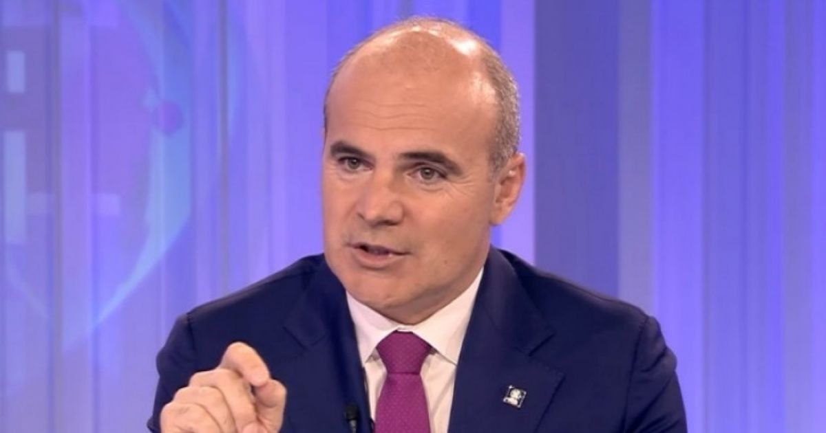 Rareș Bogdan: Opinia publică trebuie să știe motivele privind interdicția lui Simion în R. Moldova. Ce spune despre guvernarea cu PSD