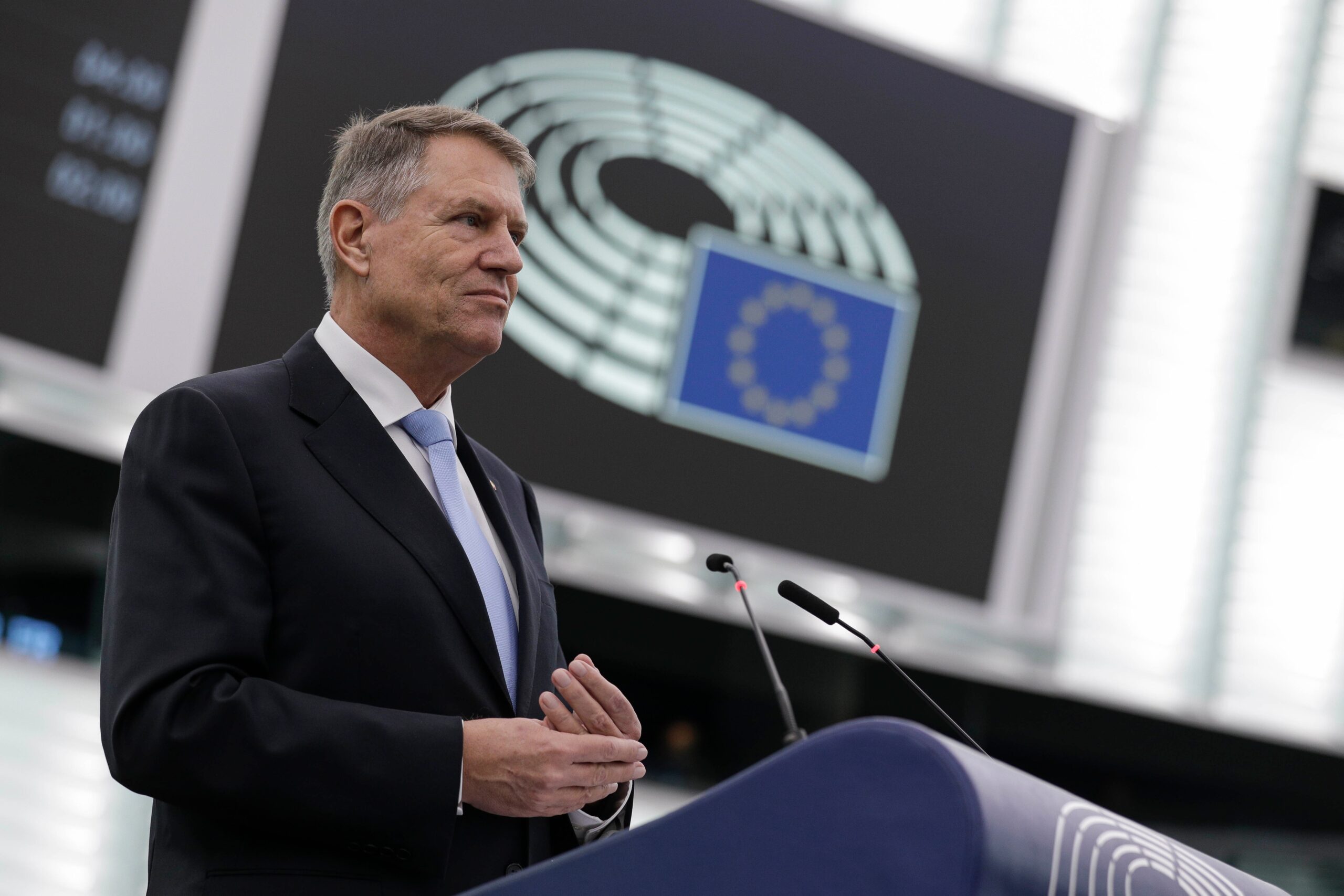 Mizele și semnificațiile prezenței lui Iohannis în Parlamentul European ANALIZĂ
