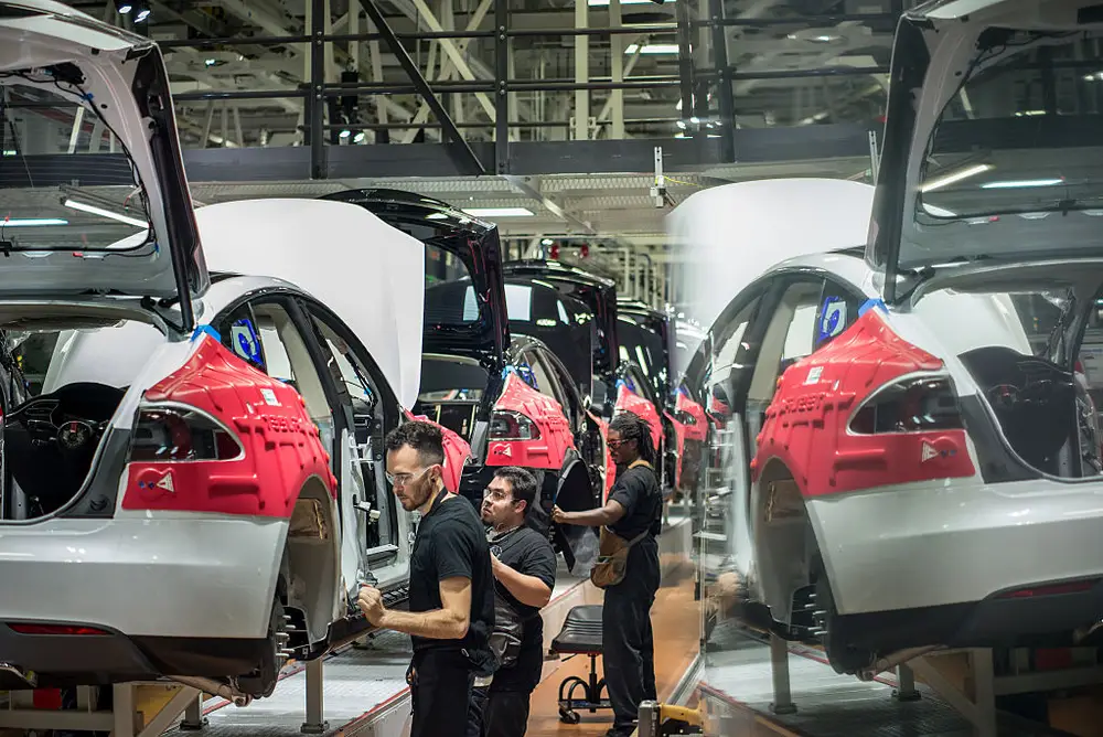 Scurgeri de date privind salariile Tesla
