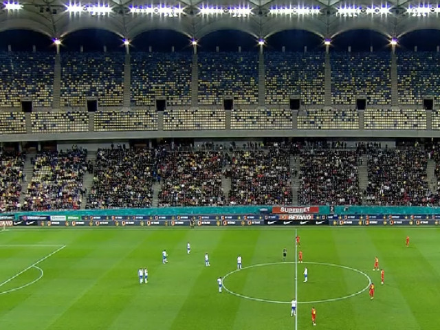 Ce au strigat la unison fanii FCSB-ului, chiar înainte de începutul meciului cu Farul