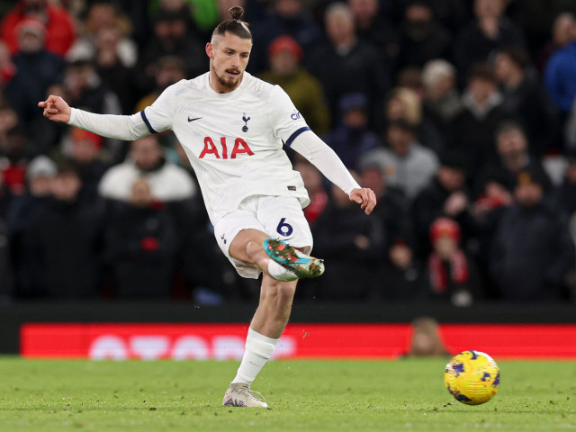 Nota primită de Radu Drăgușin, după ce Everton a reușit să o egaleze pe Tottenham în prelungiri
