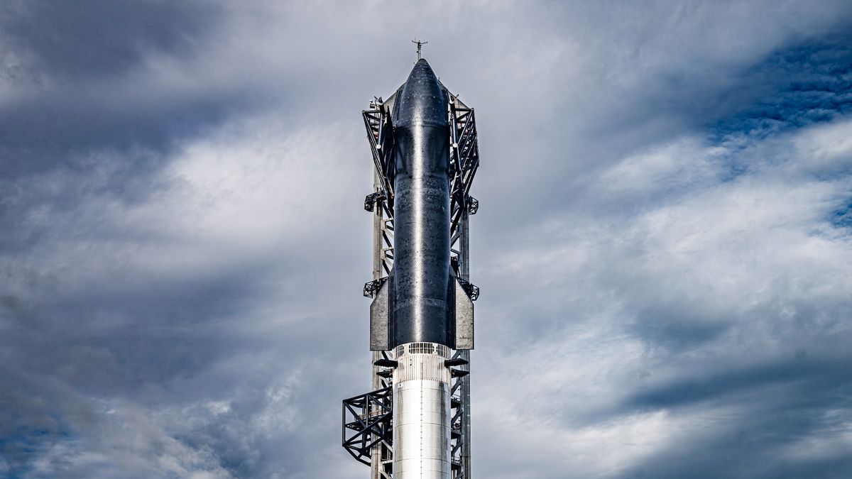 Space X a lansat Starship ieri