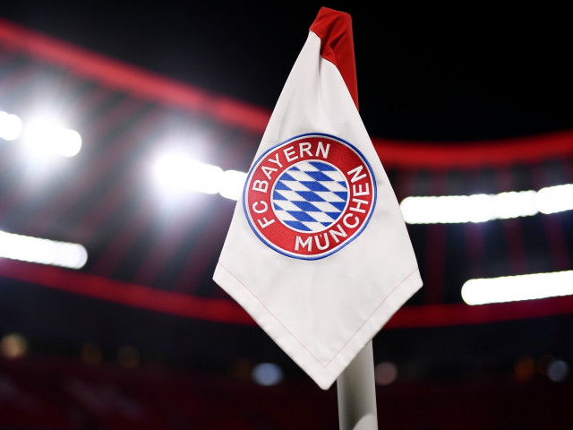 Banner anti-UEFA în optimile Champions League! Ce mesaj au afișat ultrașii lui Bayern