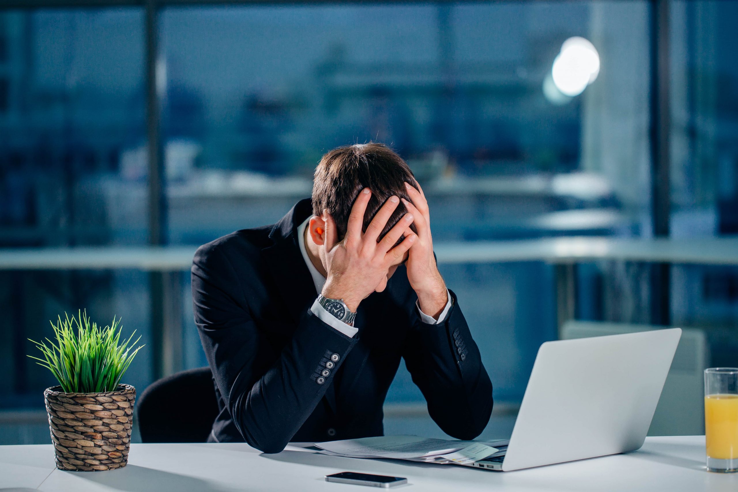 Burnout-ul, întâlnit la angajații din domeniul securității cibernetice