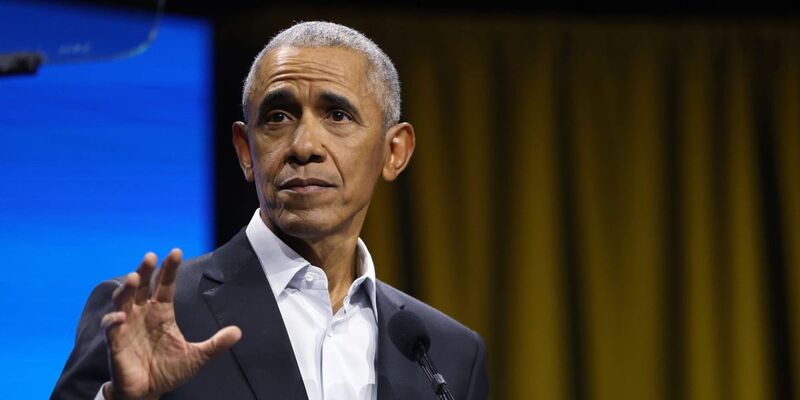 Obama spune că Jeff Bezos ar trebui să se preocupe de Pământ