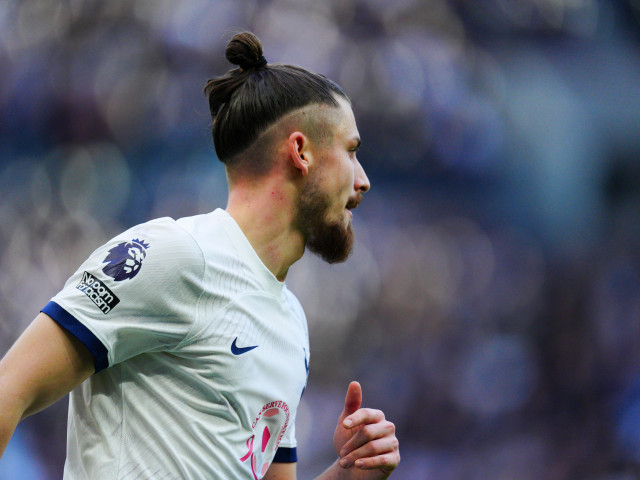 Radu Drăgușin poate pleca de la Tottenham după șase luni! Urmează întâlnirea decisivă