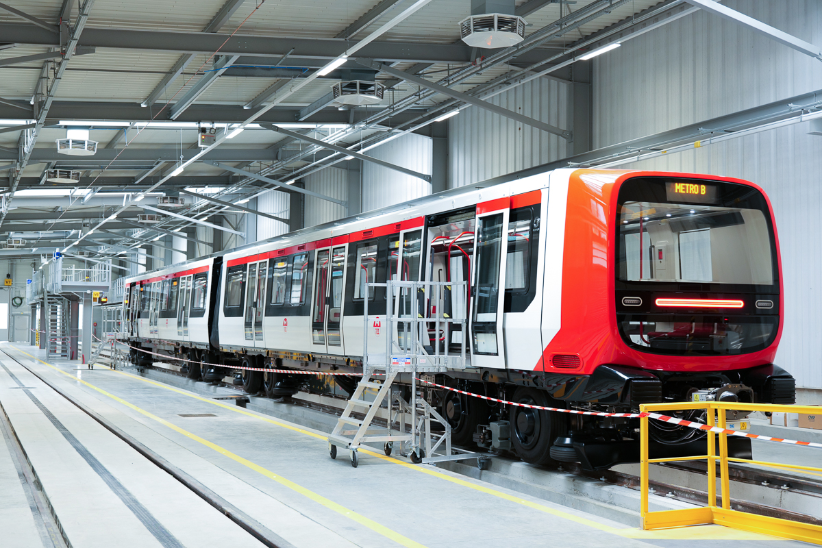 Trenurile Alstom întârzie să ajungă în România