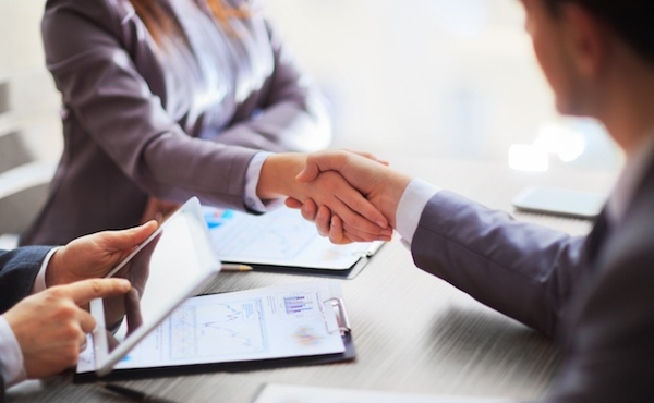 Companiile româneşti au început să se bată cu multinaţionalele