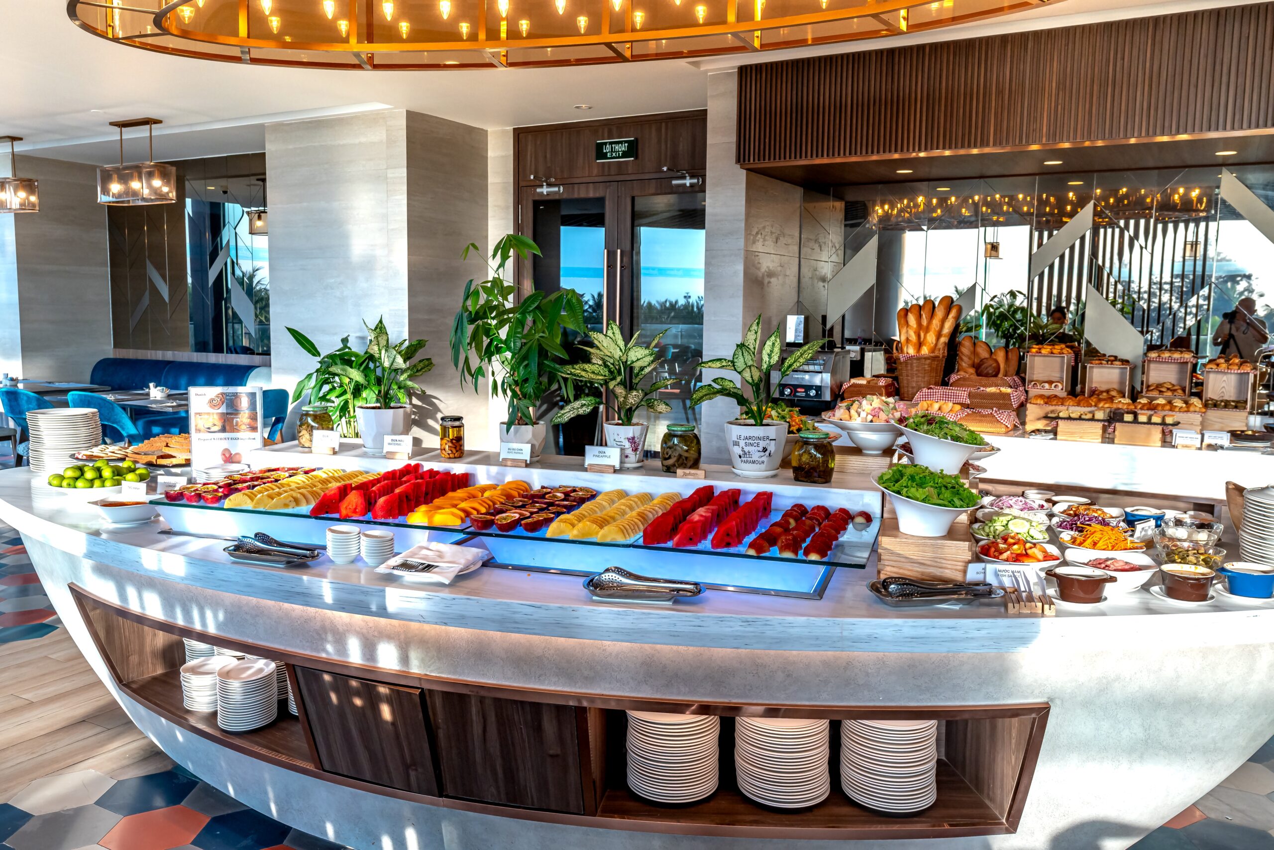 Alimentele pe care experții nu le-ar mânca niciodată dimineața la hotel. Ce produse să evitați