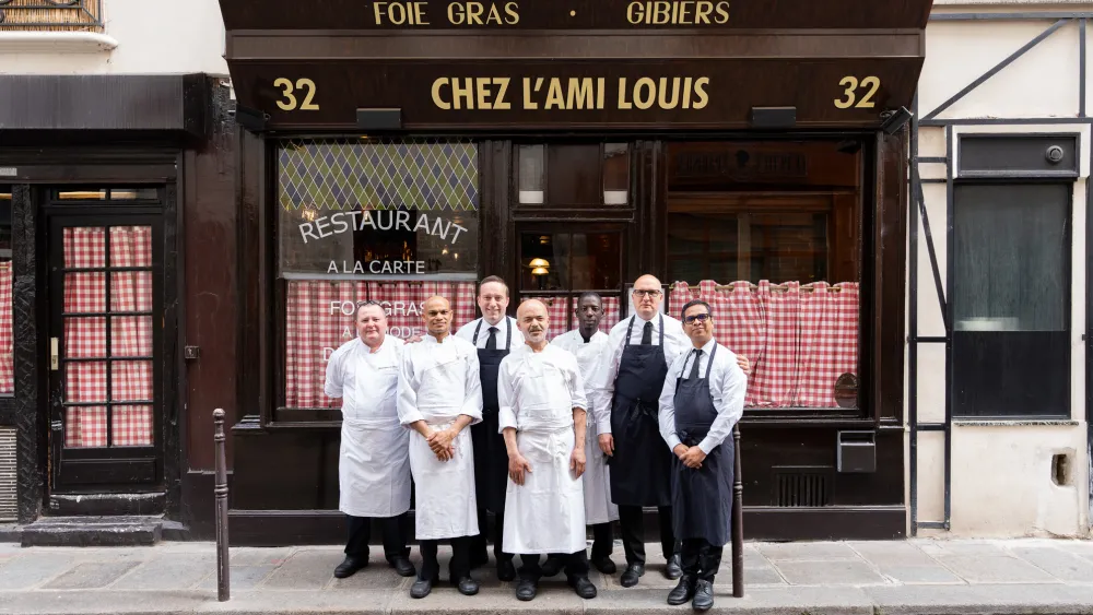LVMH a cumpărat bistroul Chez L’ami Louis din centrul Parisului