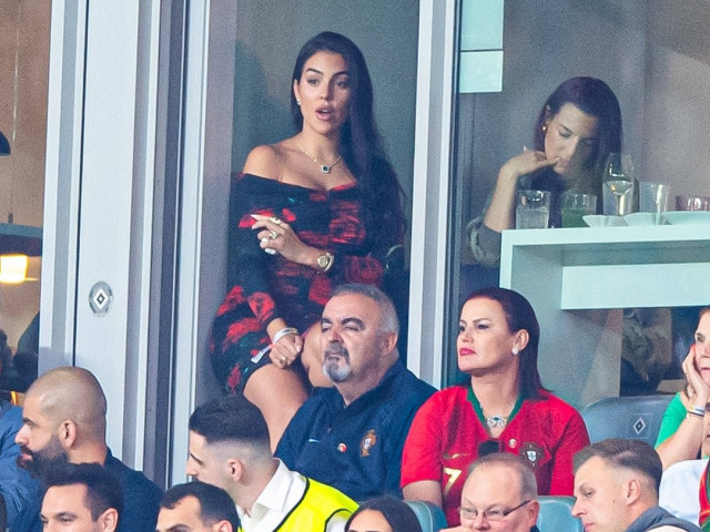 Nemții au văzut ce făcea Georgina Rodriguez în lojă și nu s-au putut abține