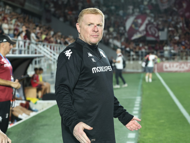 Suporterii Rapidului au scandat un singur nume la 1-2 pentru CFR Cluj