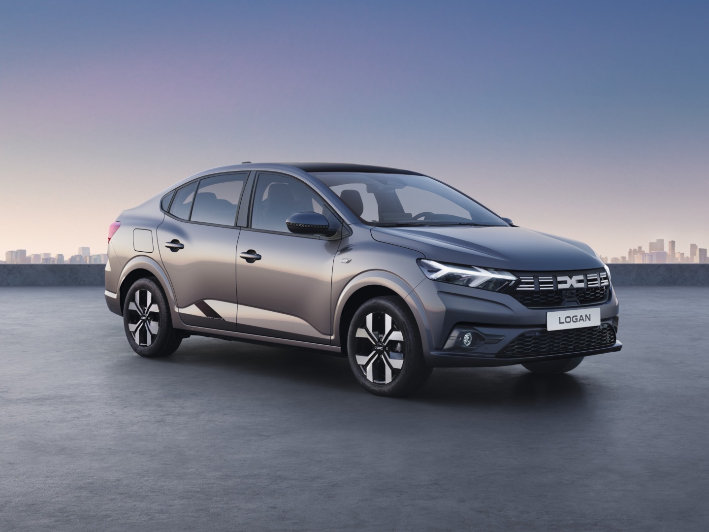 Dacia lansează un model aniversar de Logan, XX