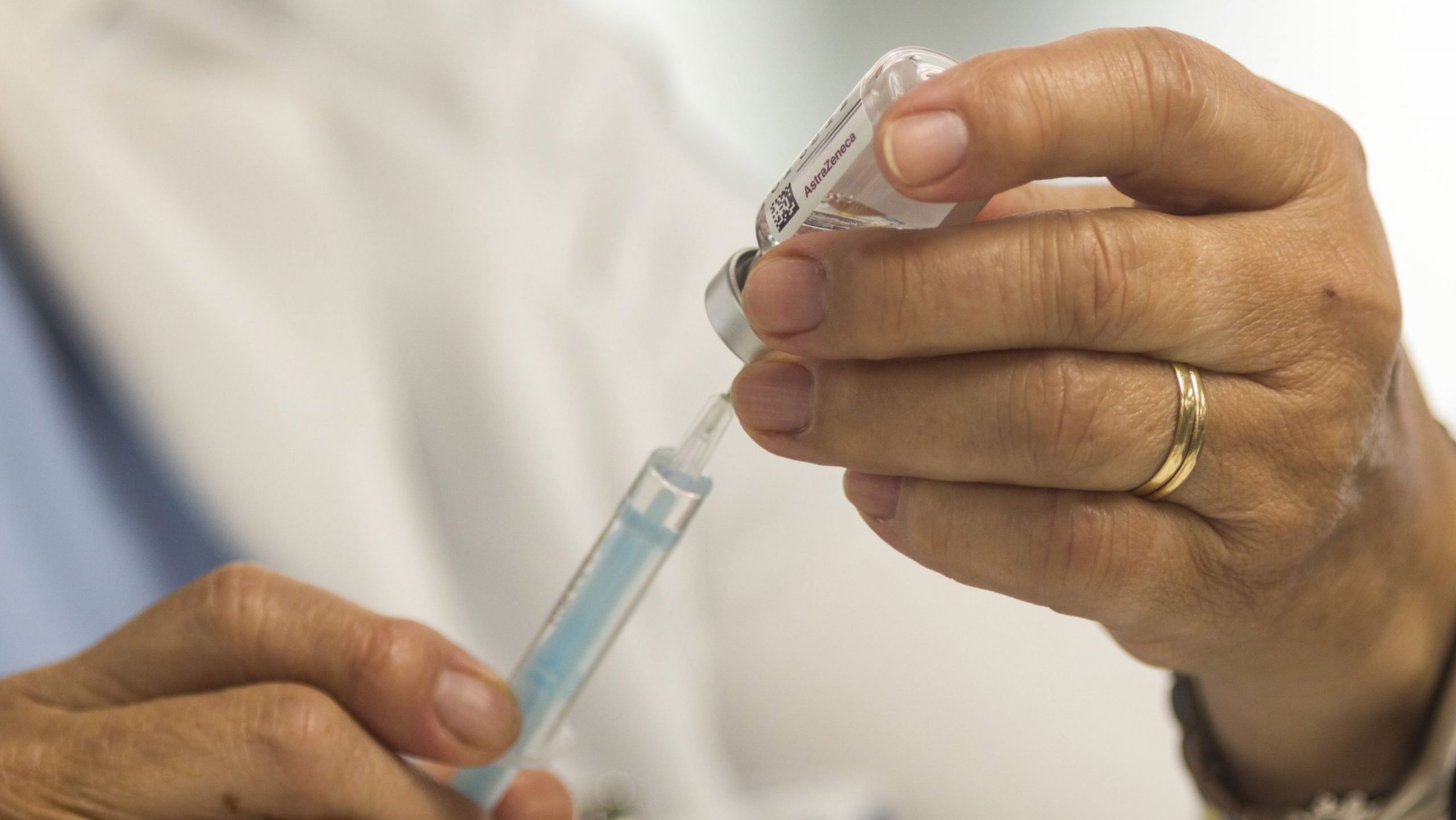 Românii Fug De Vaccinul Antigripal. „Le Este Frică! Altă Explicație Nu Găsesc”
