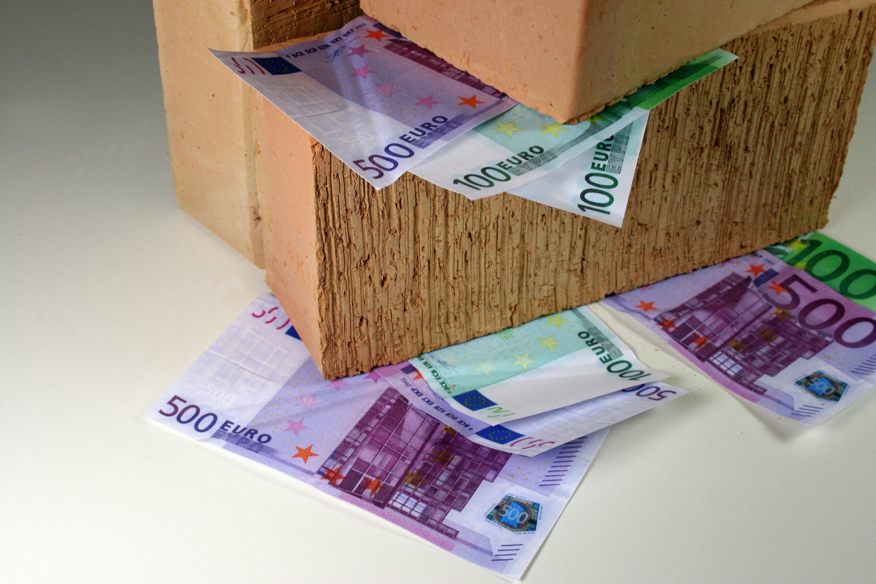 România, un „paradis fiscal” în comparație cu media europeană