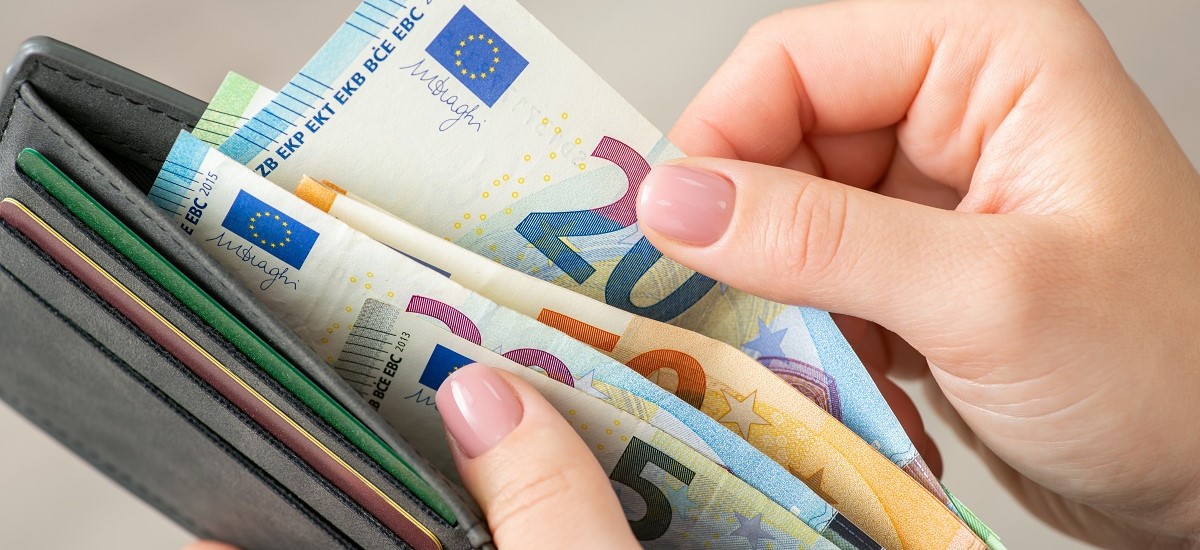 Germania nu vrea să renunțe la cash. Ce arată noul studiu