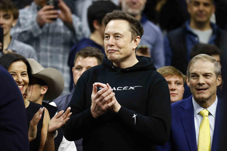 Elon Musk reprezintă o amenințare la adresa reputațiilor brandurilor