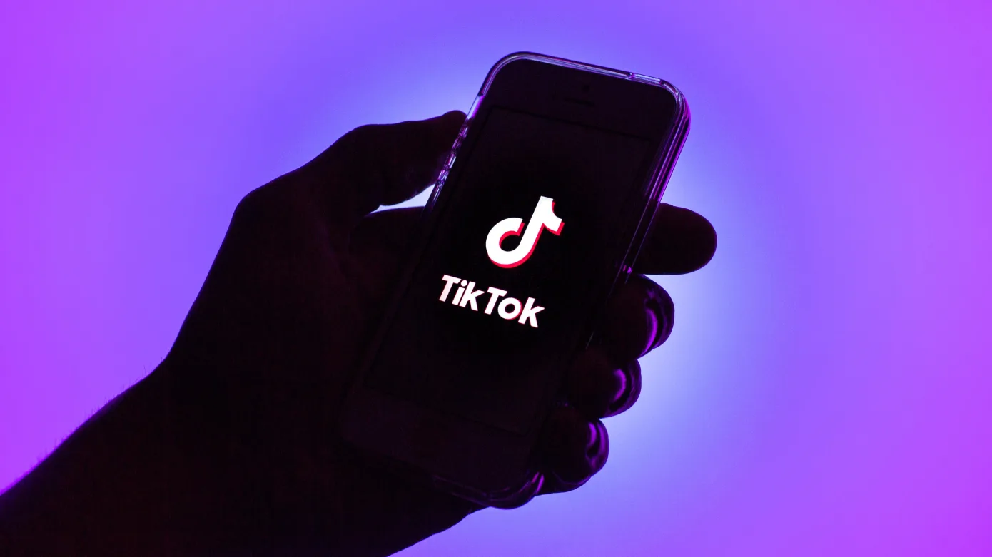 Trump spune că va prelungi termenul limită pentru TikTok