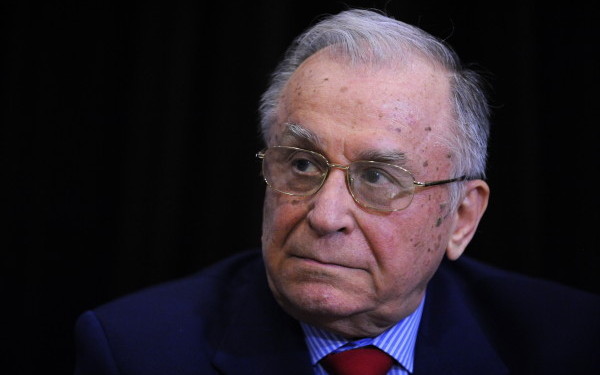 Ion Iliescu, „un pacient foarte fragil, cu multiple boli cronice asociate.” Informații despre starea de sănătate a fostului președinte