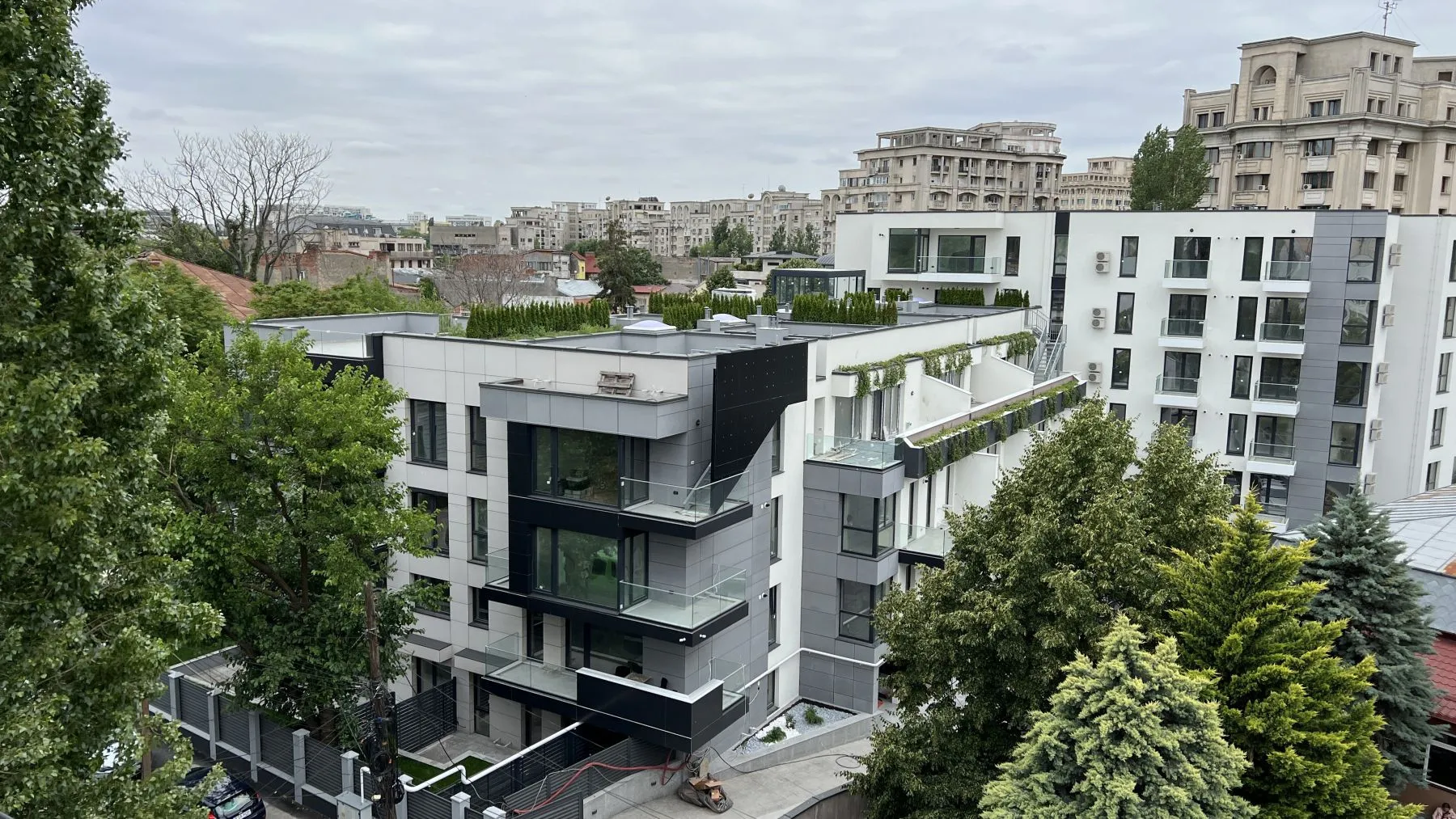 Apartamentele din București se scumpesc cu până la 30.000€