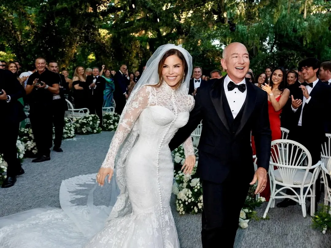 Bezos a avut cea mai scumpă nuntă a vedetelor din toate timpurile