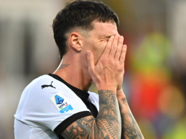 Italienii au făcut anunțul despre viitorul lui Dennis Man! Parma se așteaptă la oferte pentru fotbalist