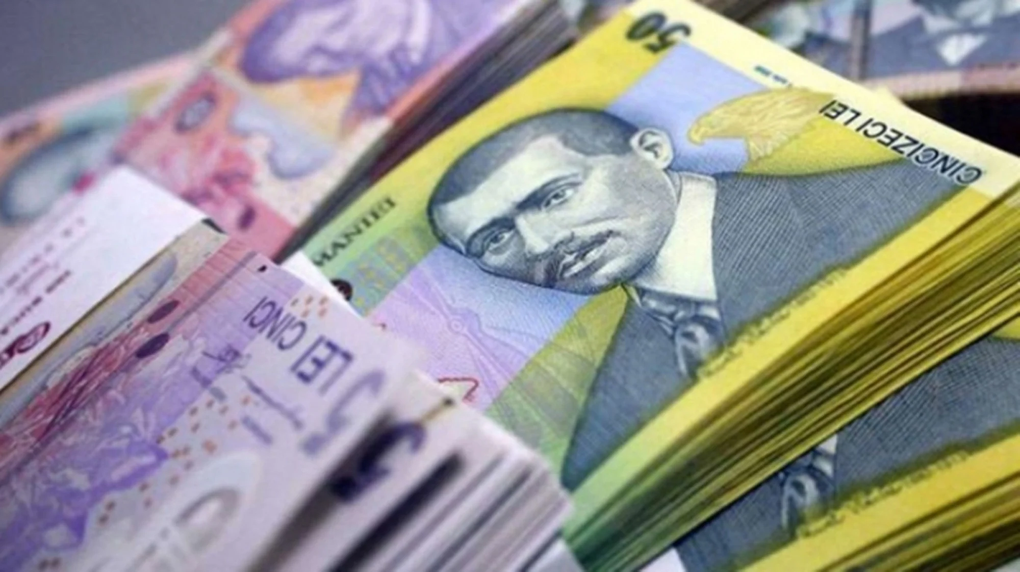 Datoria publică a României e 1.000 mld. Lei. Cum reducem deficitul