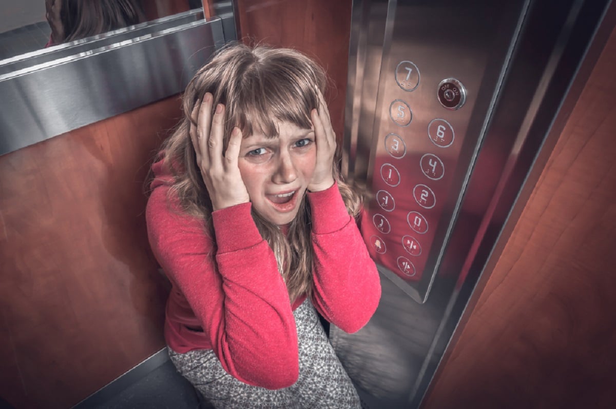 Ce înseamnă când visezi lift