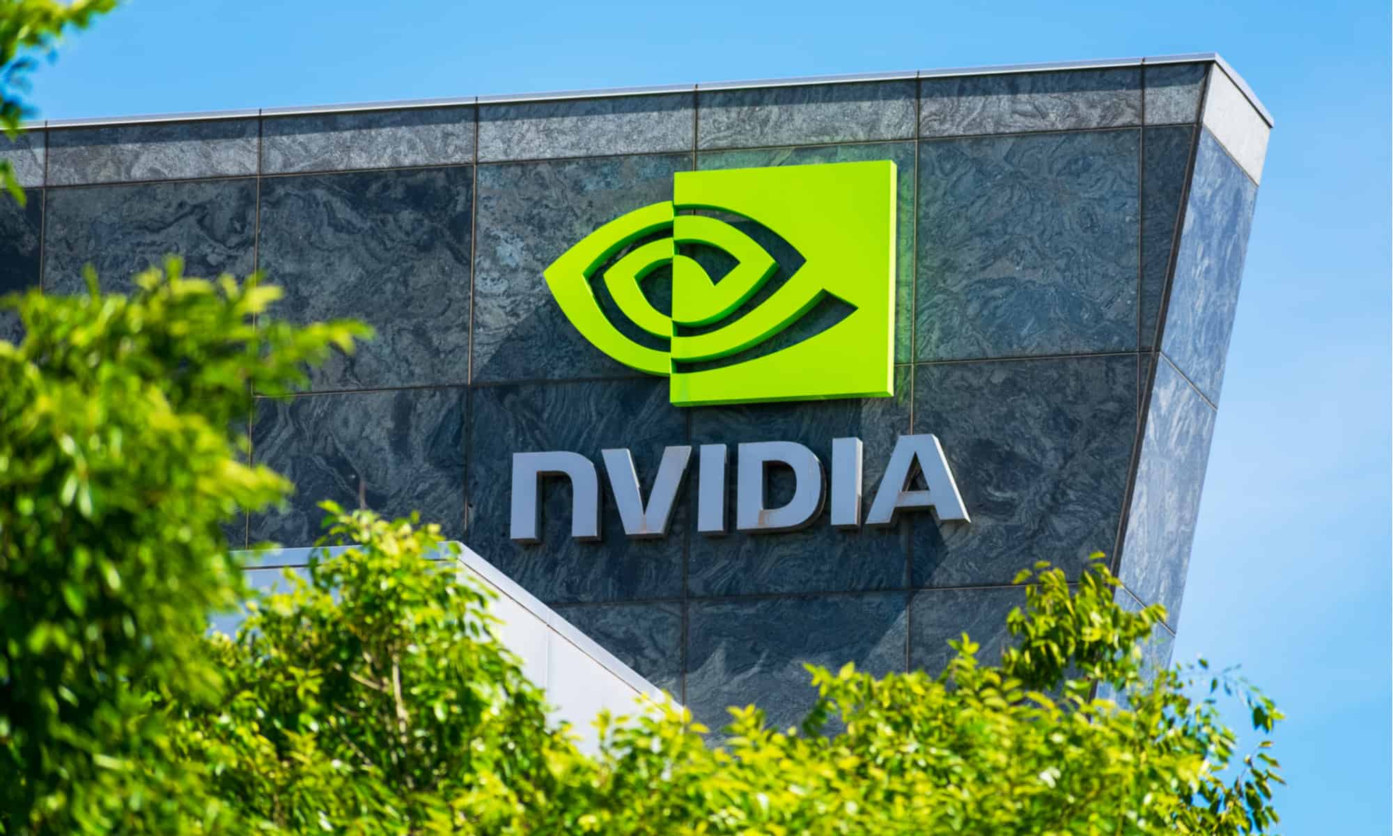Liderii Nvidia vând acțiuni de peste 1 miliard de dolari