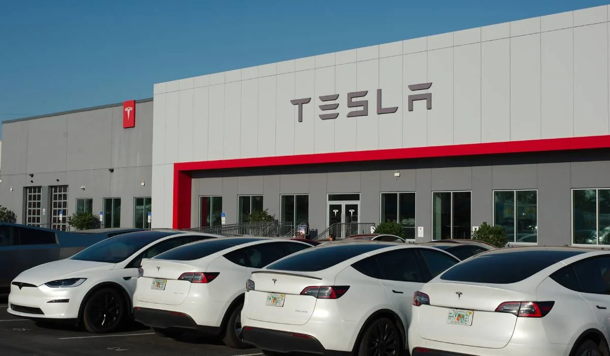 Vânzările Tesla scad în Europa