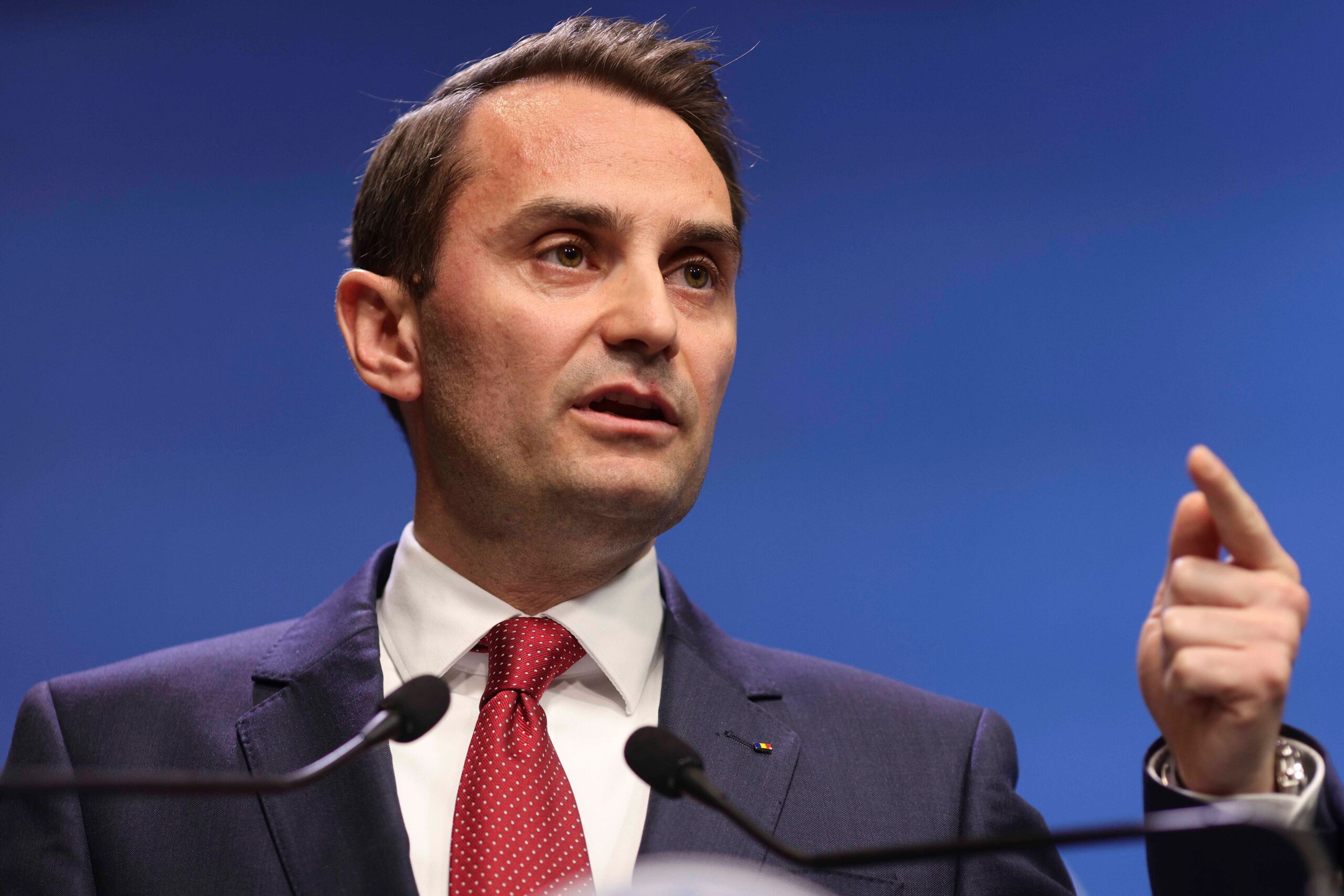 Mihai Jurca anunță când va fi redus personalul cancelariei premierului. „Oriunde se poate economisi, o s-o facem”