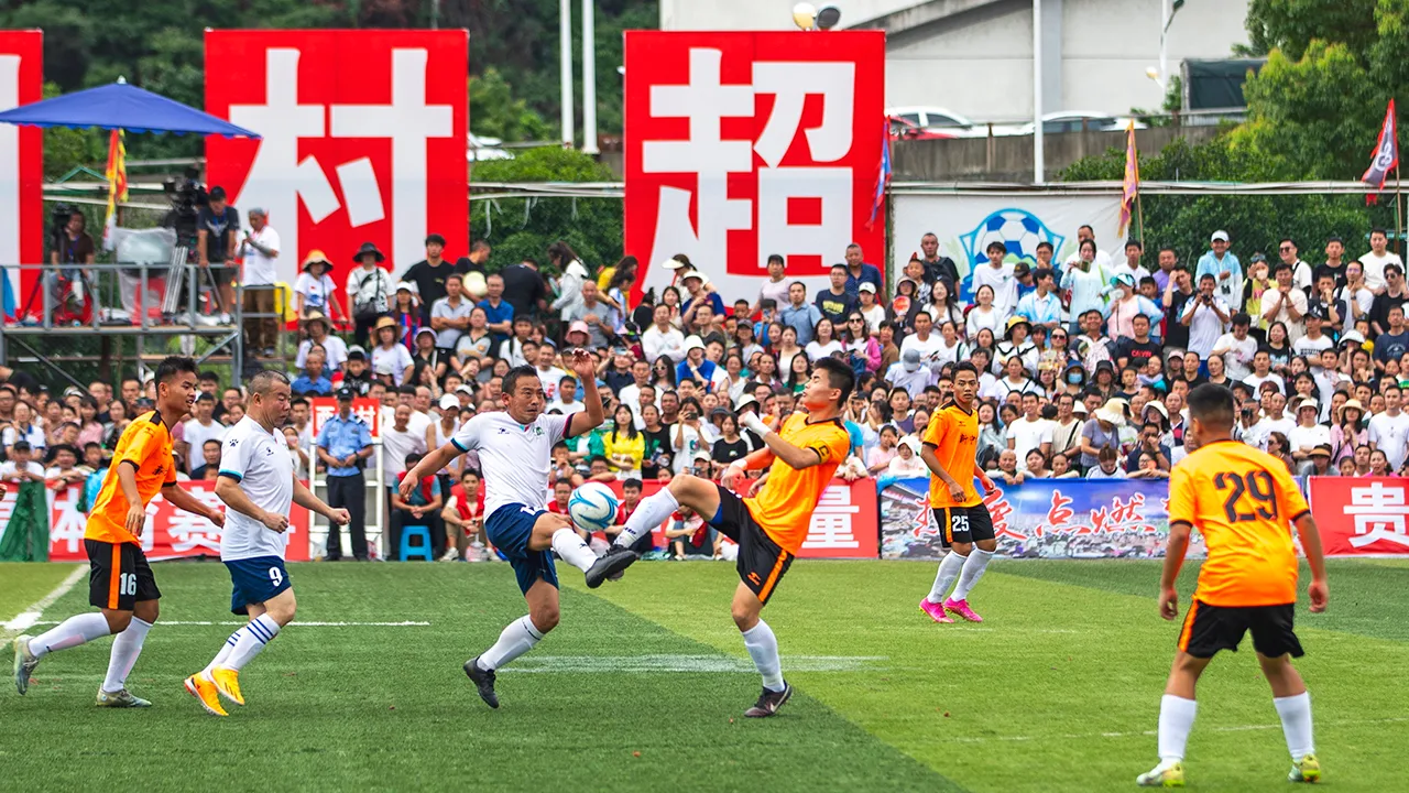 China atrage turiști cu o ligă de fotbal amator pentru șomeri
