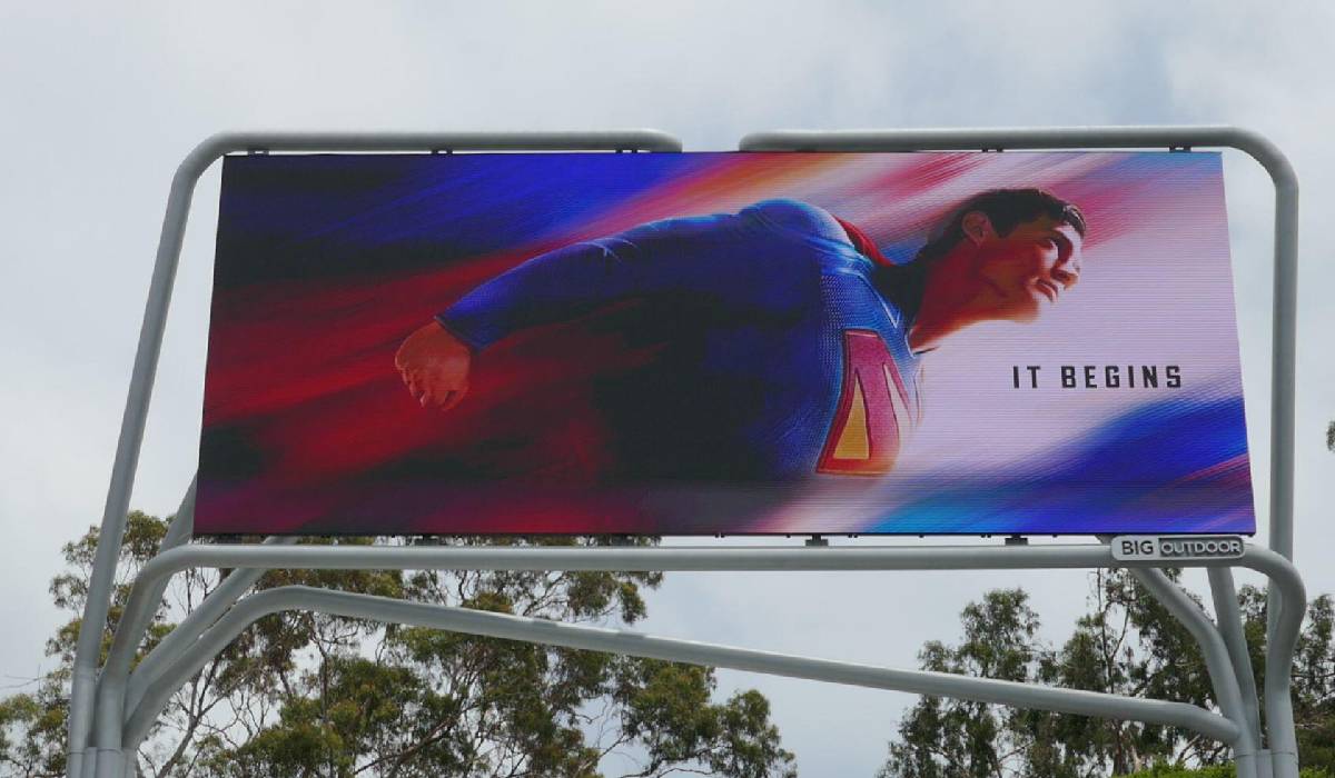 Cum le-a răspuns regizorul filmului Superman celor care acuză filmul că e superwoke