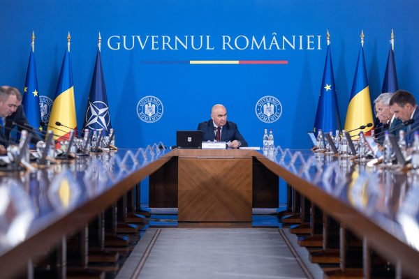 Guvernul Bolojan a adoptat „ordonanţa austerităţii”