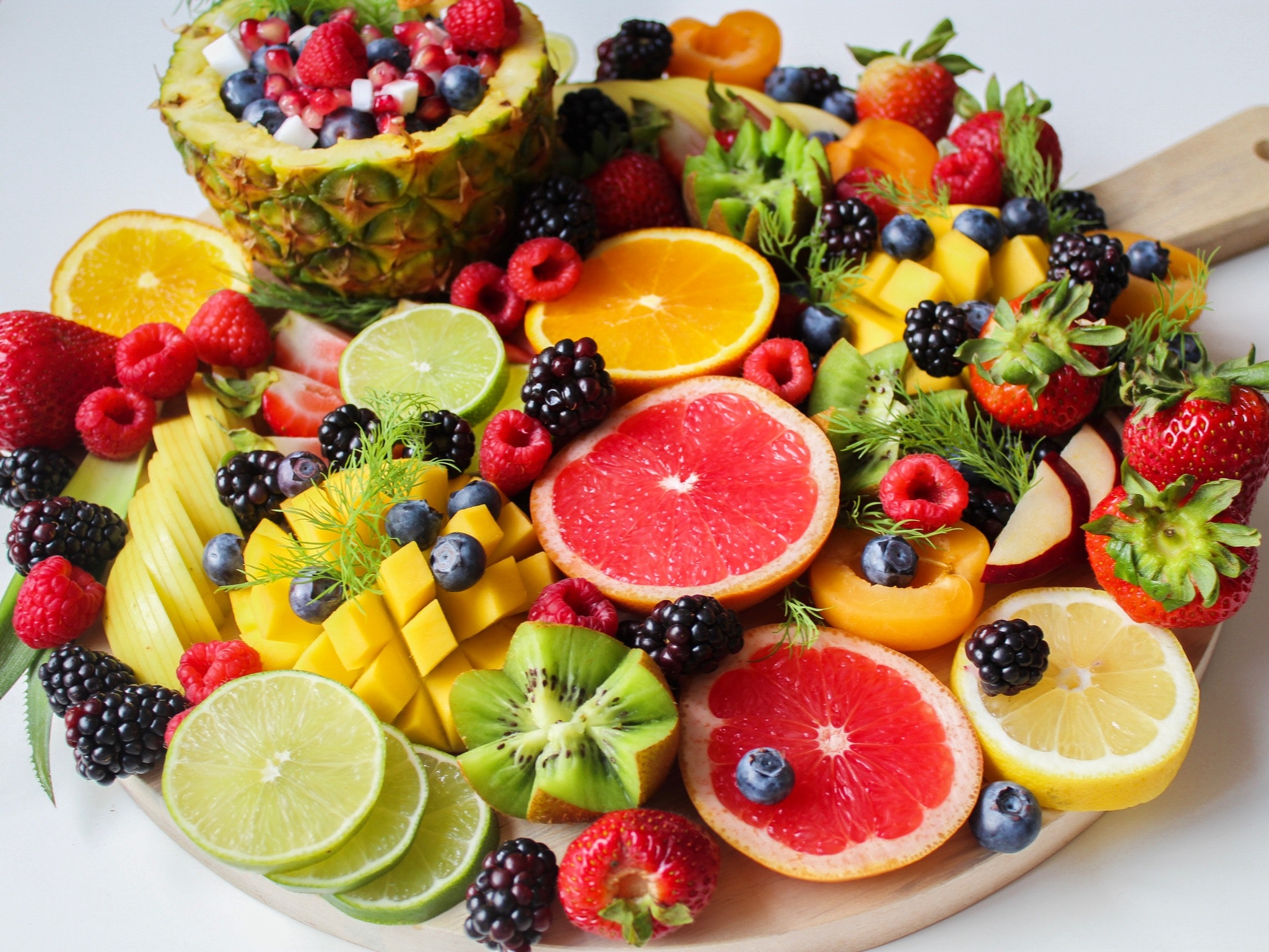 7 fructe încărcate de PROTEINE care trebuie consumate vara. Ce ne recomandă nutriționiștii